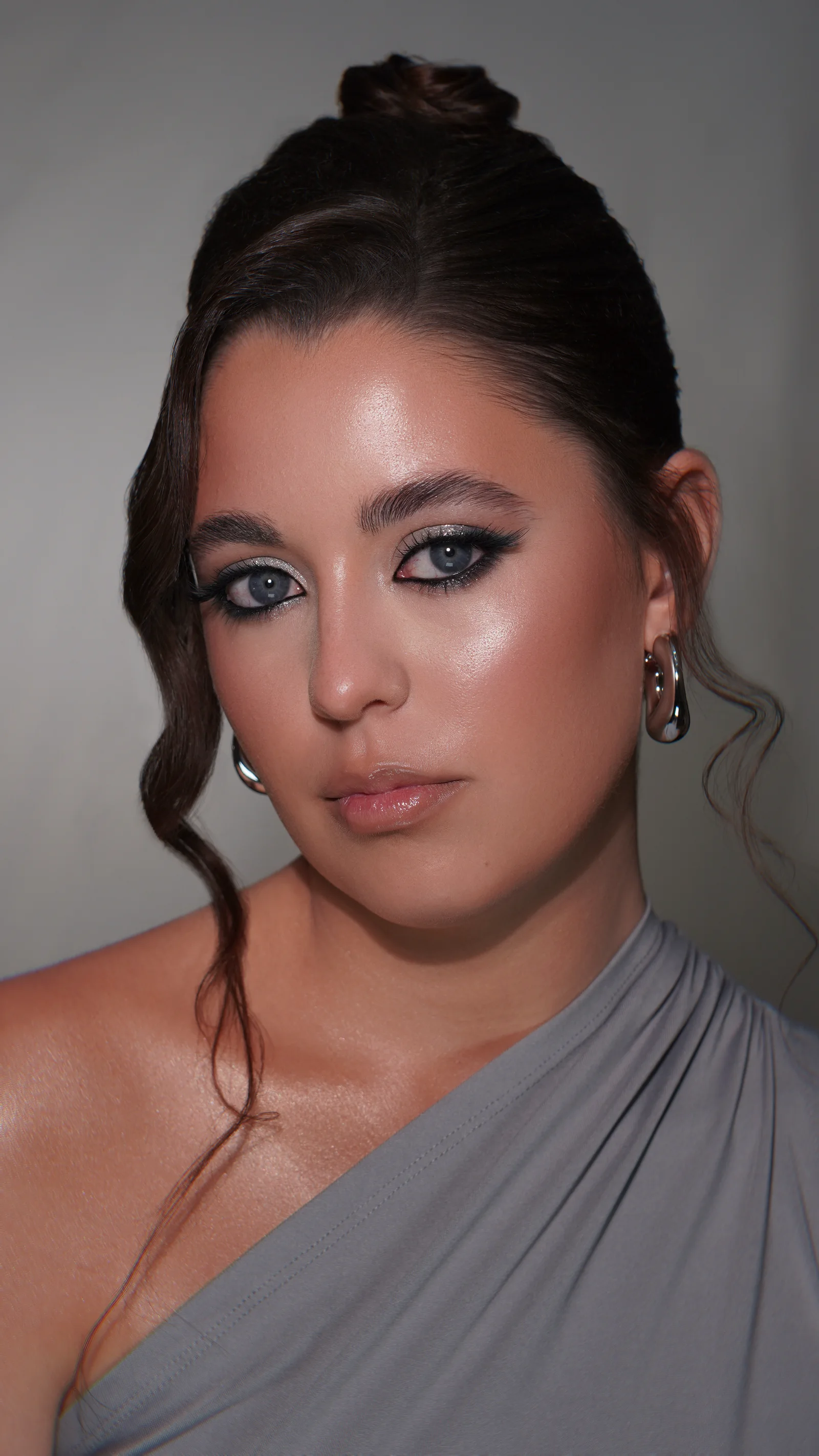 Вечерний smoky — работа визажиста Ангелины в Пензе